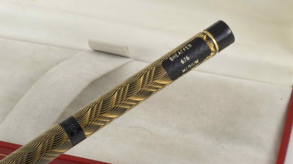 Sheaffer Targa 676s Slim Fountain Pen 14K Nib (Feather Pattern)