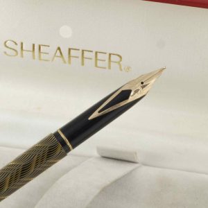 Sheaffer Targa 676s Slim Fountain Pen 14K Nib (Feather Pattern)