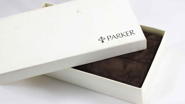 Parker Duofold Centennial Silver Fountain Pen - 18K 750 Gold Nib F