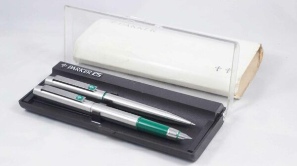 Parker 25 Fountain Pen And Ballpoint Set | Flat Top Green ( New ) by Best Pen Shop
